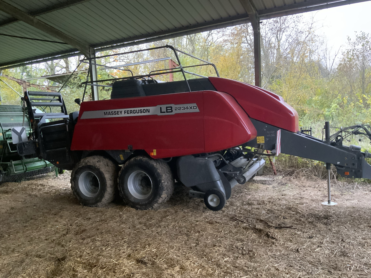 698dfcb96ce0a5679e36b3f7