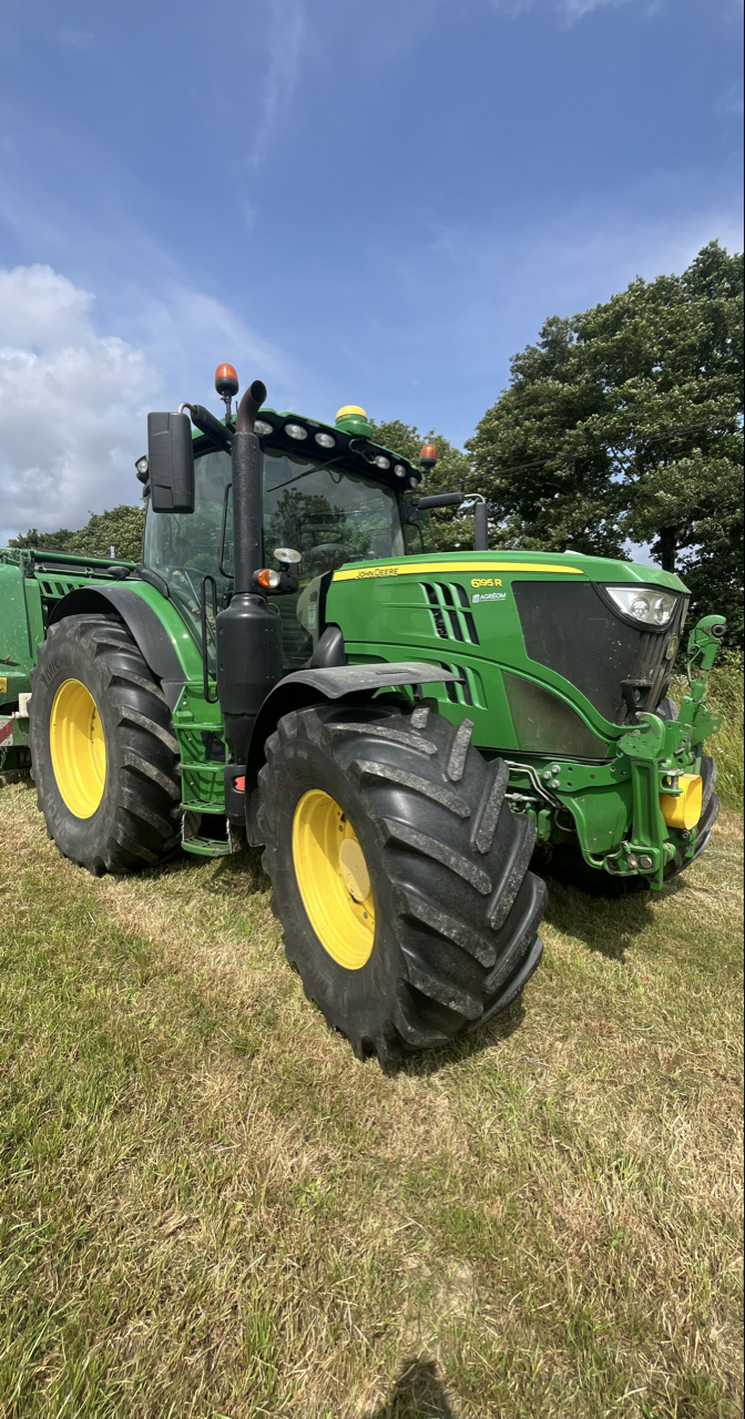 698b160f6ce0a5679e36b277