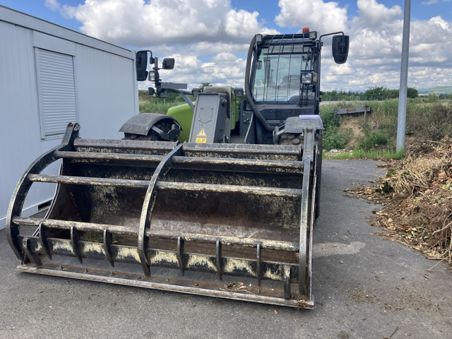 692f1c89eec677fb47a94090