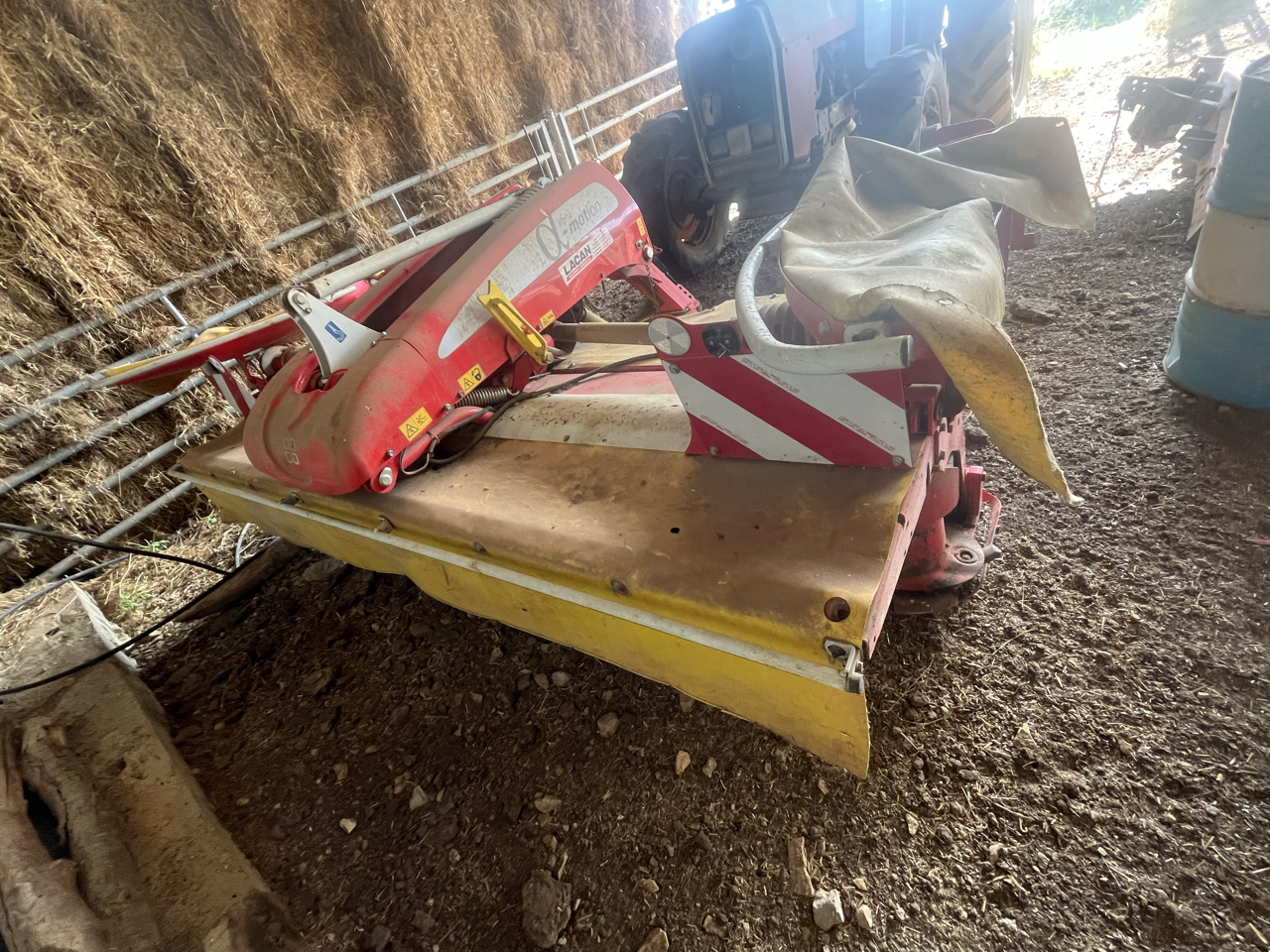 692d8d72eec677fb47a93fe4