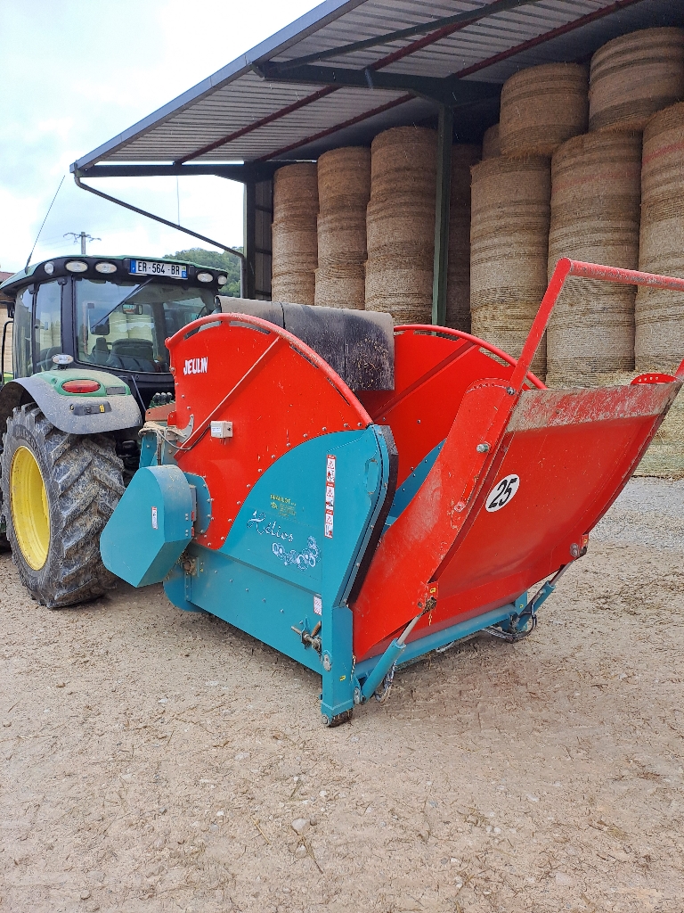 69276830eec677fb47a93f4e