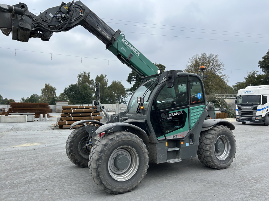 697b19176318c70c05cdd44a