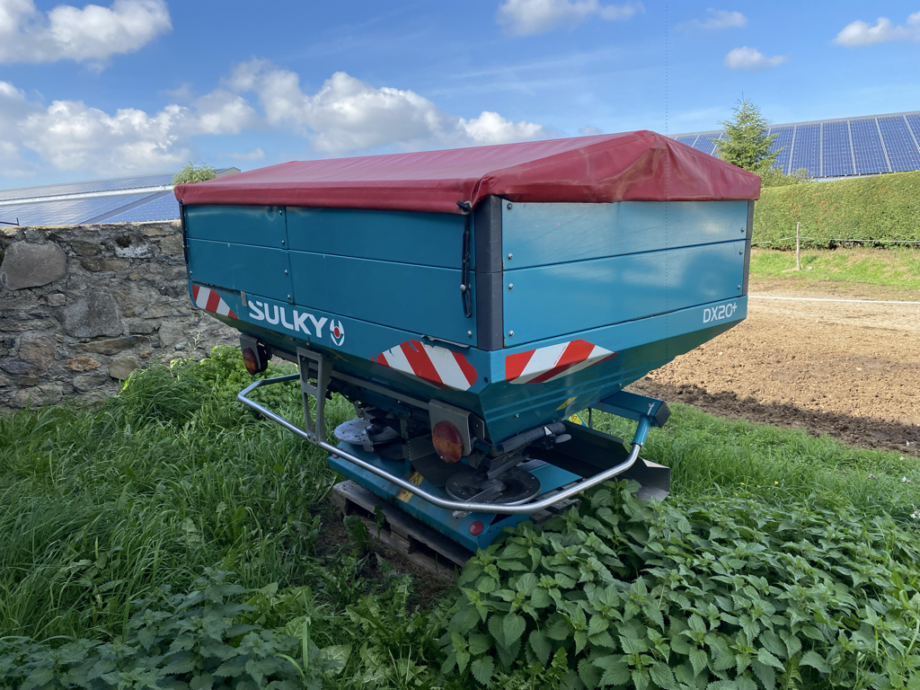 69318d70eec677fb47a940c3