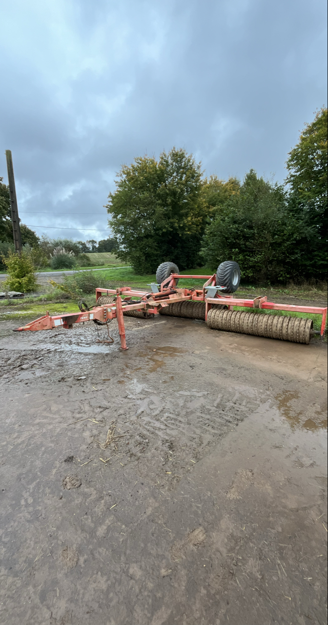 699056ec04abcadae174ed81