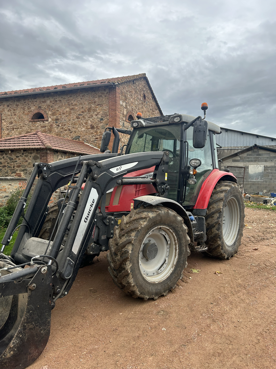 69282205eec677fb47a93f77