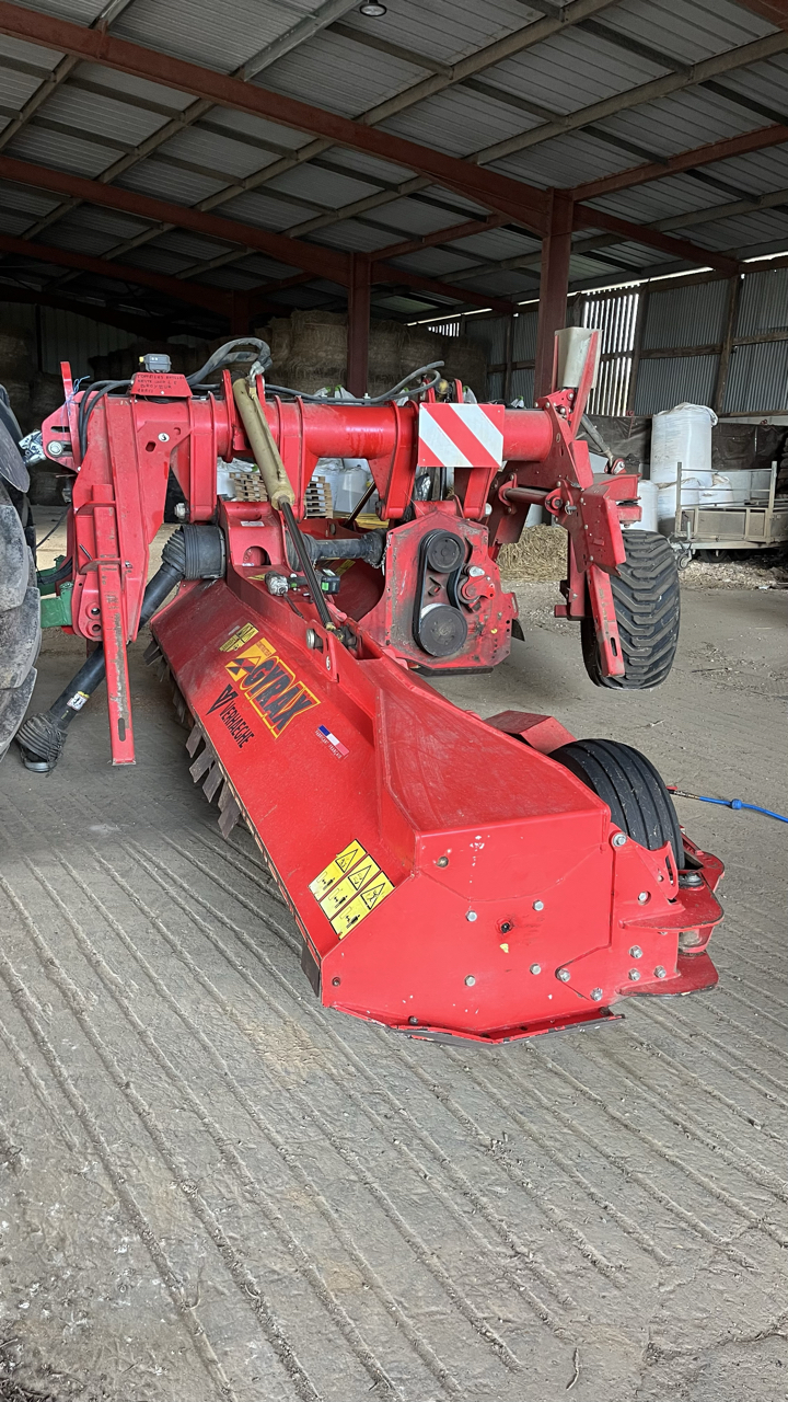 697a2e8c6318c70c05cdd43a