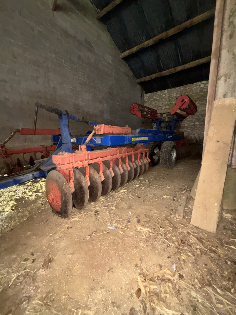 693c3c48eec677fb47a94188