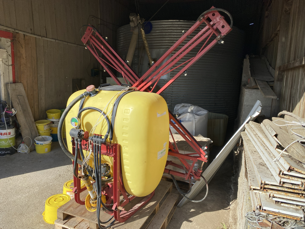 695faefd88d87befb4128593