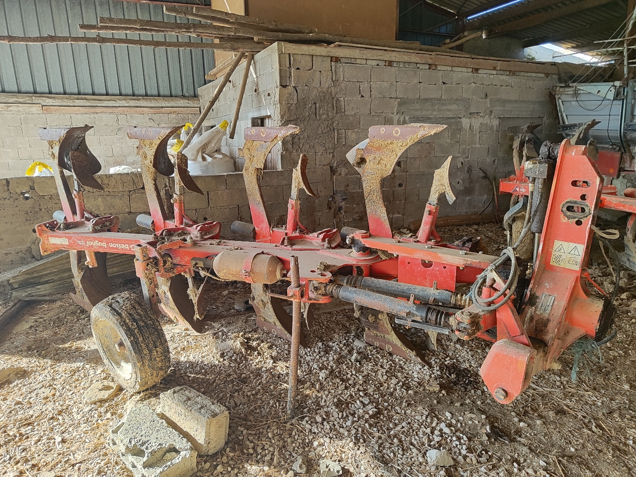 6932b117eec677fb47a940d3