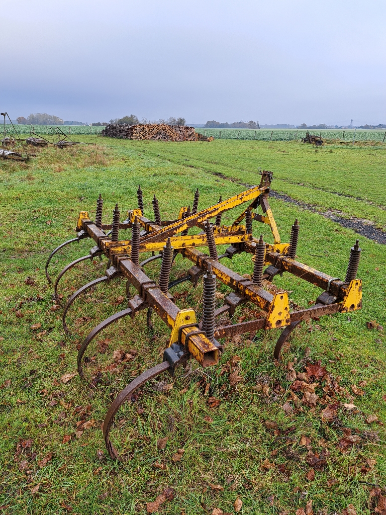 697a2f0c6318c70c05cdd43b