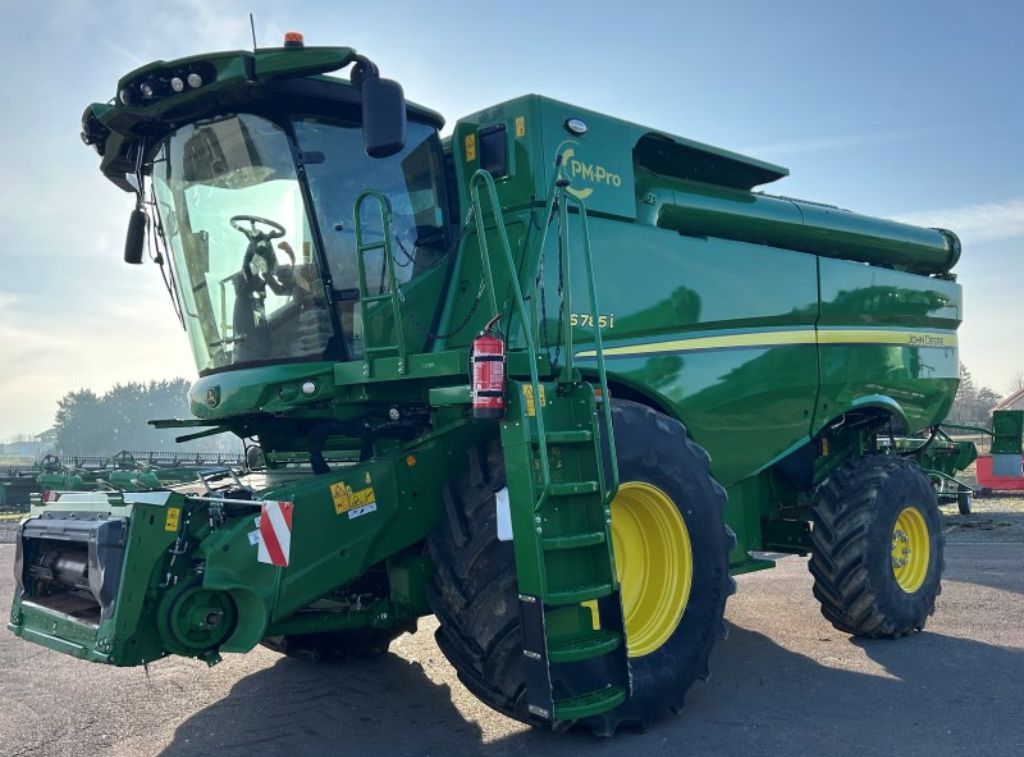 696f56760df640ace0436065