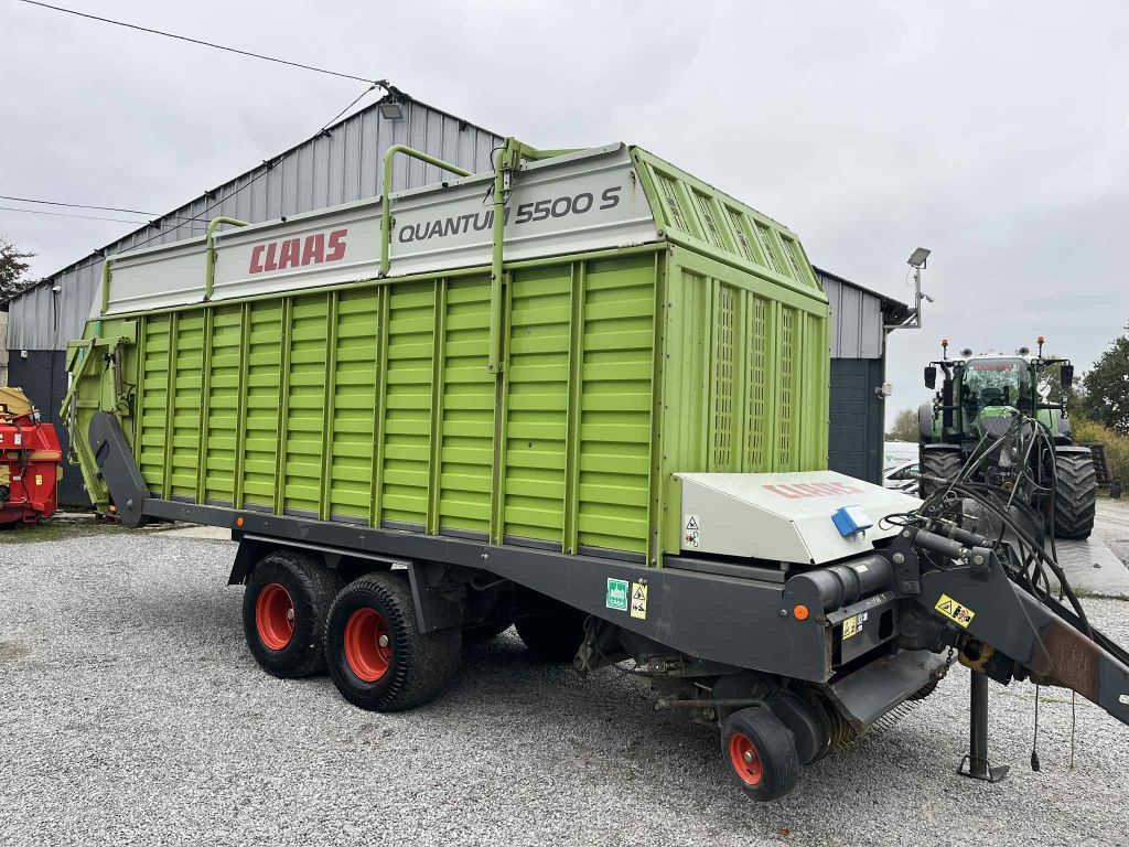 6748992b2cfc163def6204b9