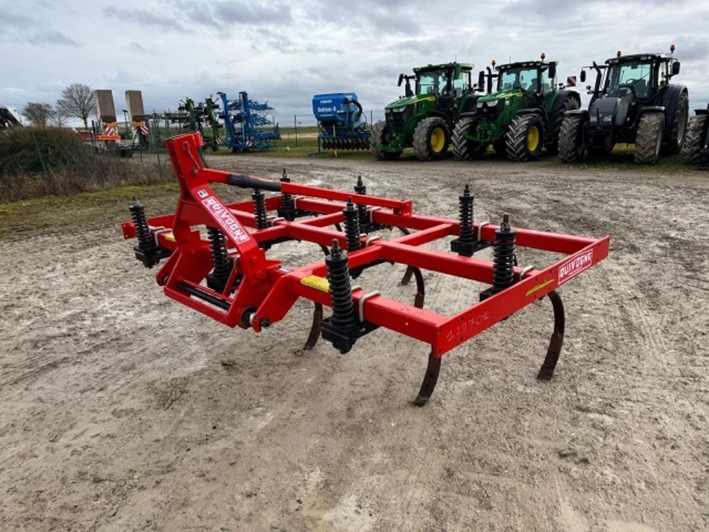 689bc3dbc74219ebab5fc9c3