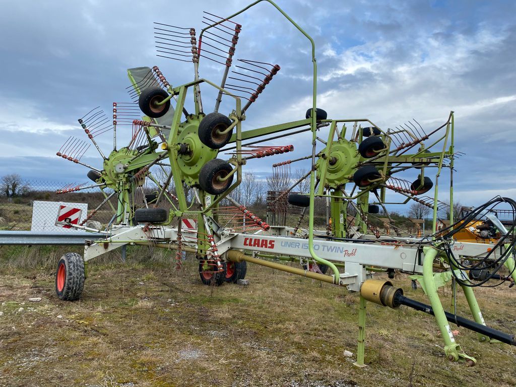 696fc70c0df640ace043609a