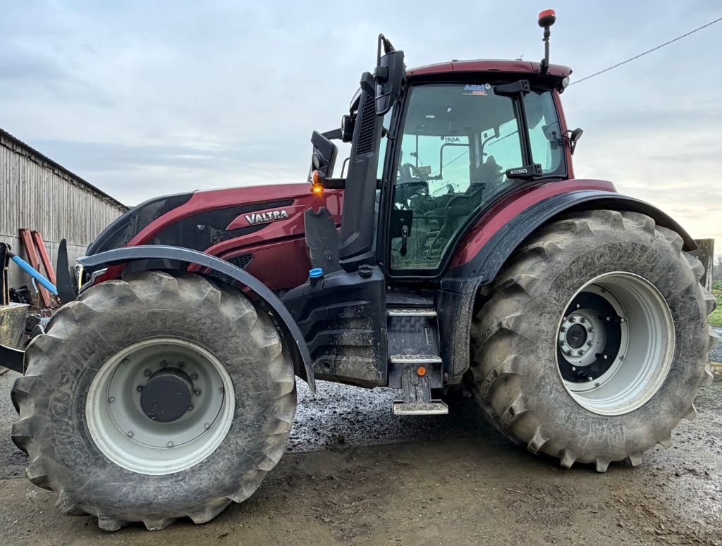 693e9eddeec677fb47a94197