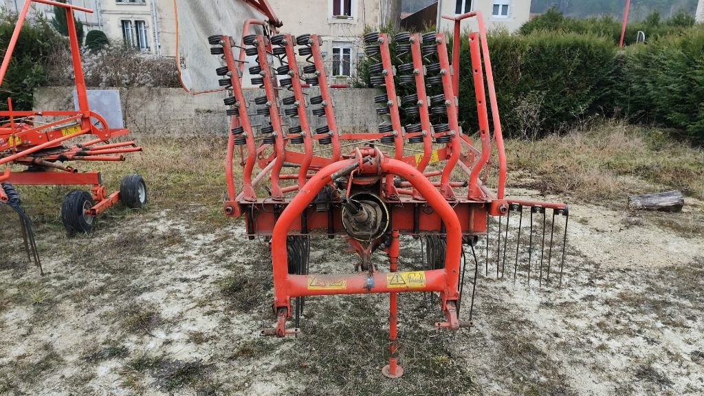 6926c7a9eec677fb47a93f2c