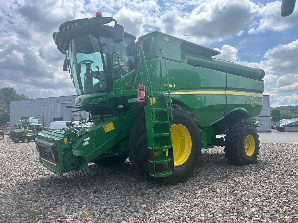 696f565f0df640ace0436059