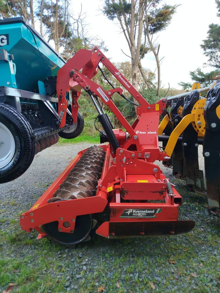 698b133f6ce0a5679e36b268