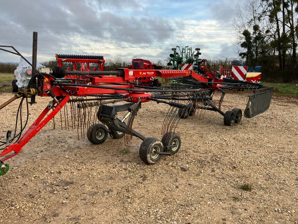 693bd012eec677fb47a9416b