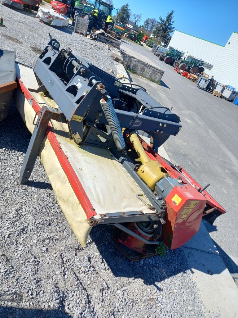 689c8ffdc74219ebab5fc9cd