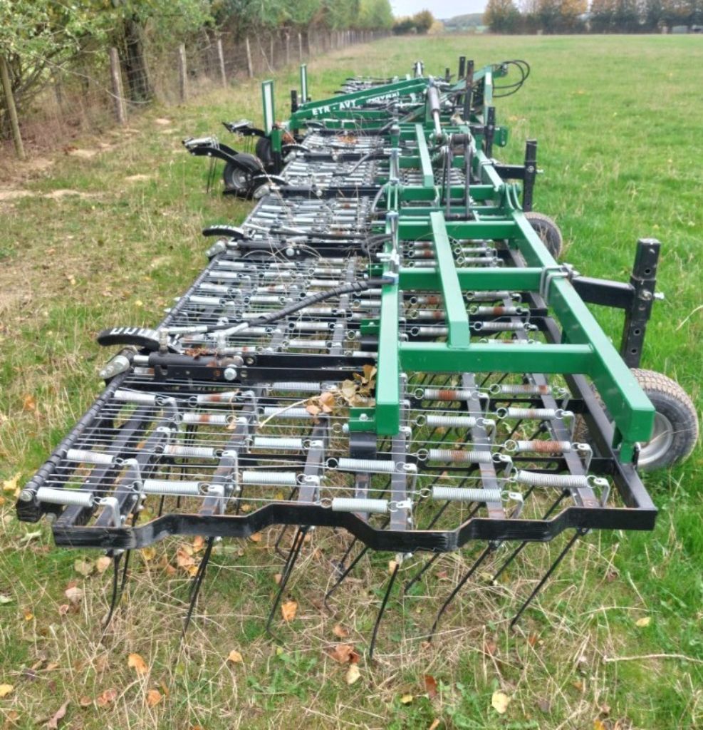 696e5b270df640ace0436033