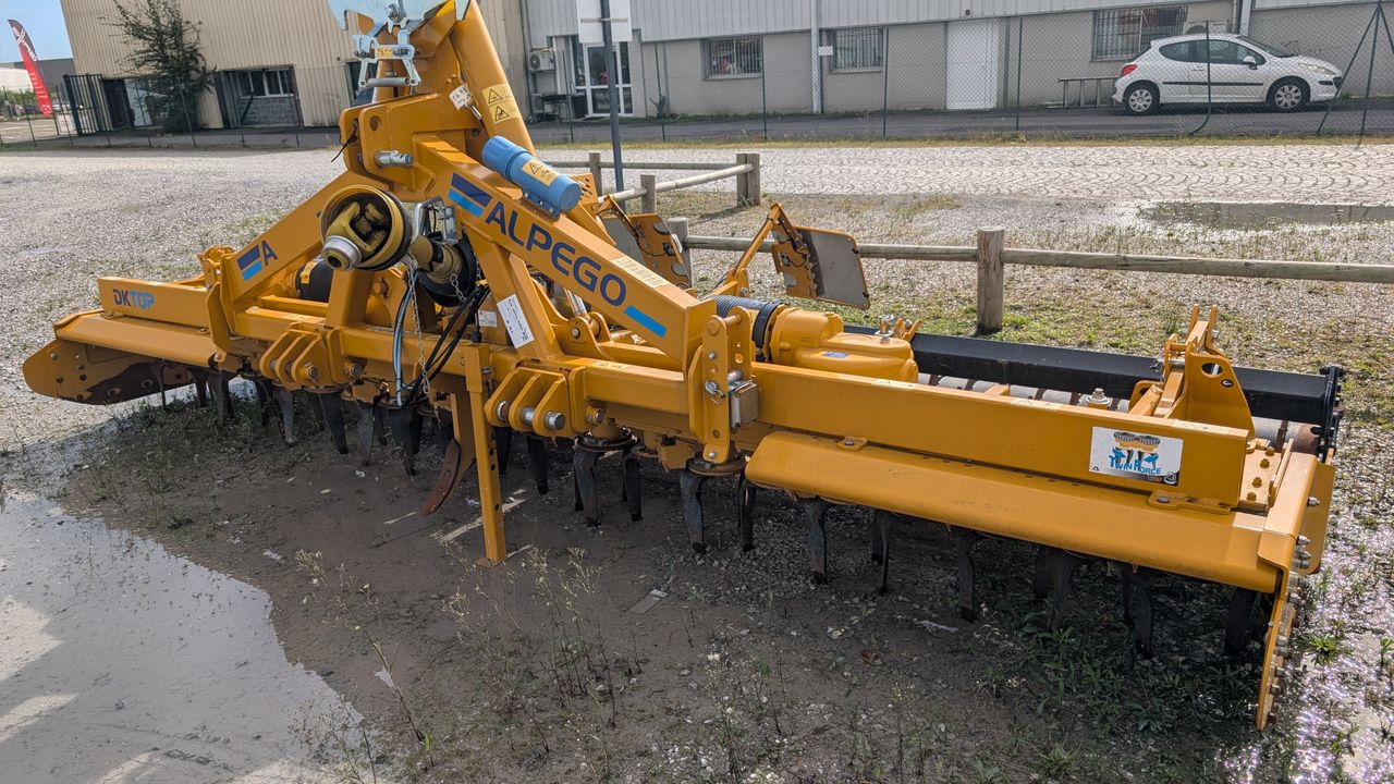 69335ff0eec677fb47a940e6