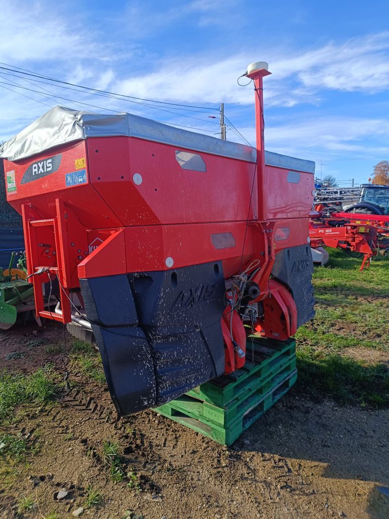 68a588adfe14daf587d046d3