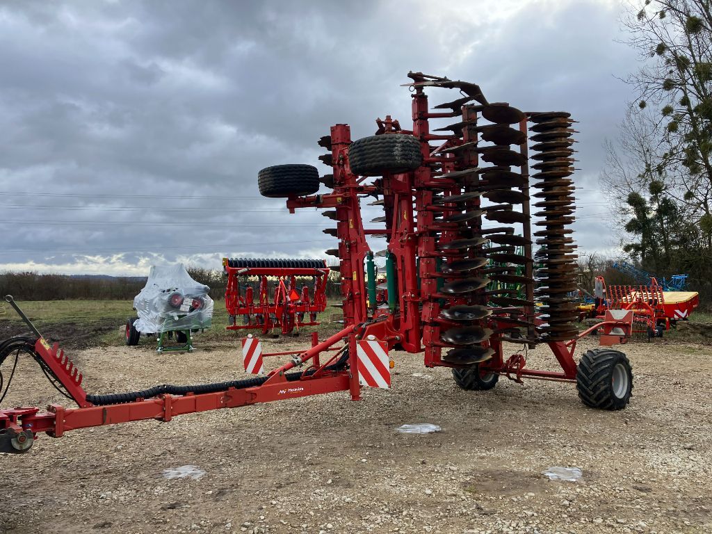 697341196318c70c05cdd37e