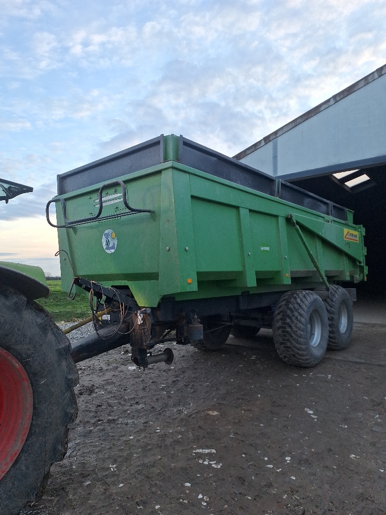 697333026318c70c05cdd30a