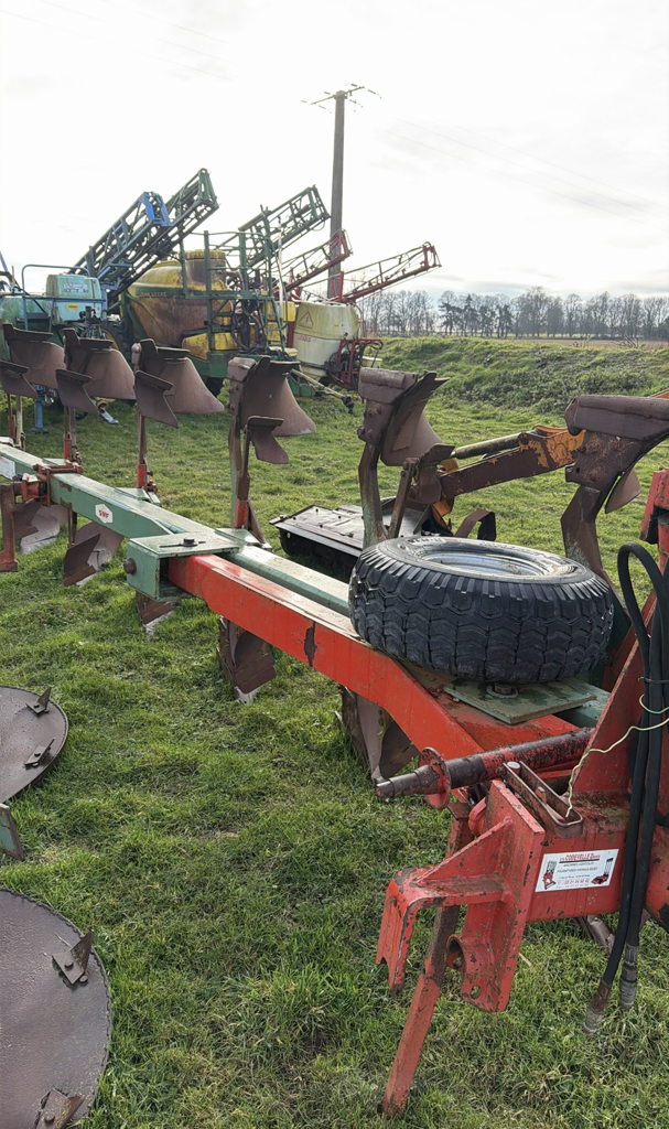 697333196318c70c05cdd30f