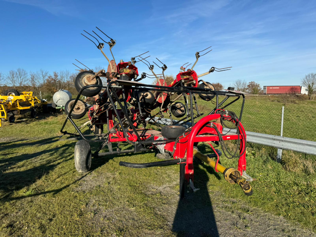 675088e849a7a7adc75d8a98