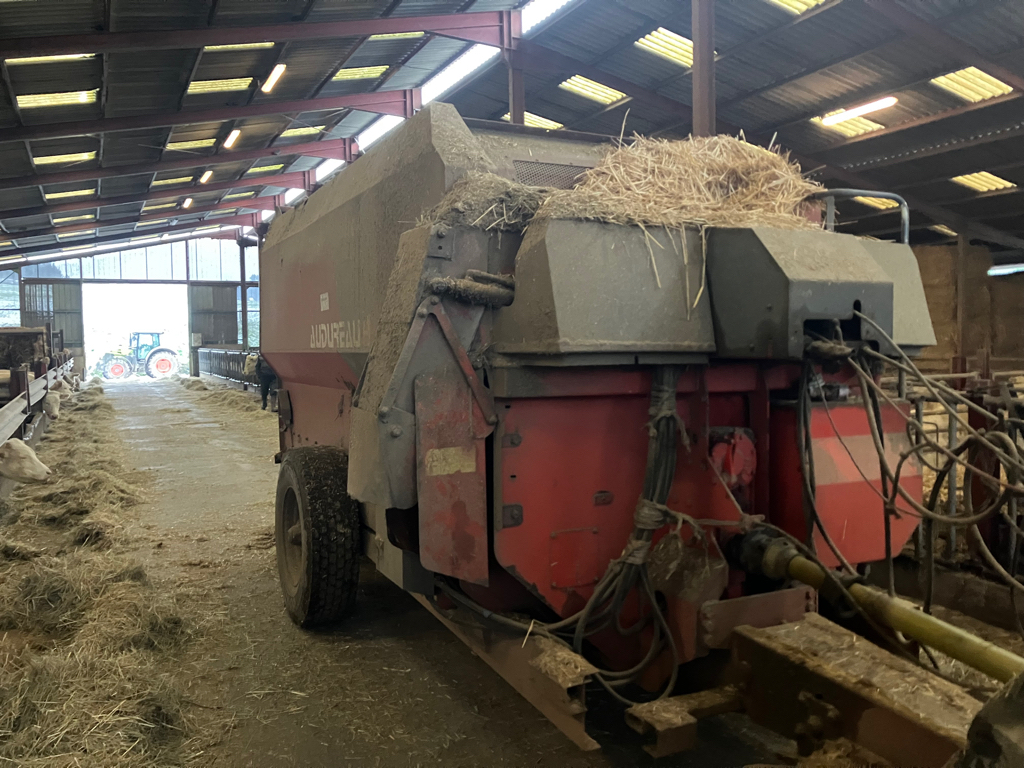 692f1371eec677fb47a9402b