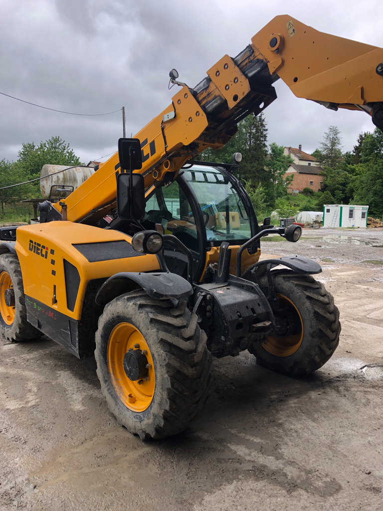 698dfcf16ce0a5679e36b40b