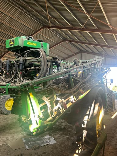 Pulverisateur JOHN DEERE M944i - photo 3