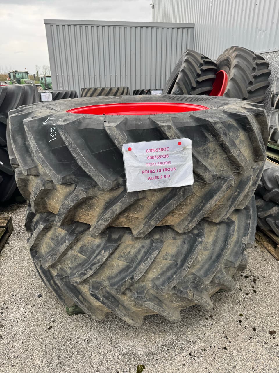 Pneumatique TRELLEBORG 600/65R38 - photo principale