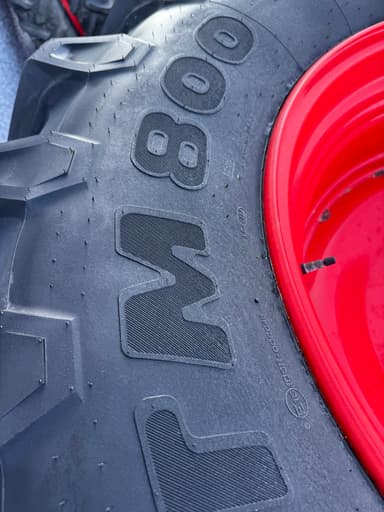Pneumatique TRELLEBORG 650/65R38 - photo 4