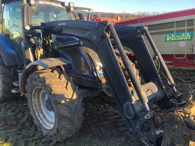 Tracteur chargeur VALTRA N 104 - photo 4