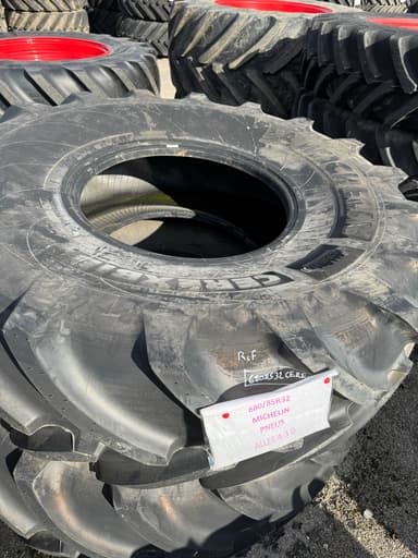 Pneumatique MICHELIN 680/85R32 - photo 3