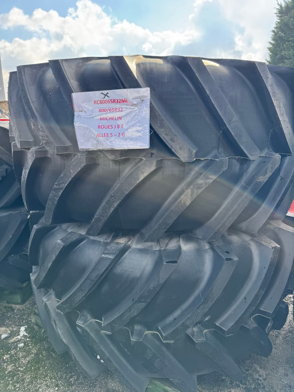 Pneumatique MICHELIN 800/65R32 - photo principale