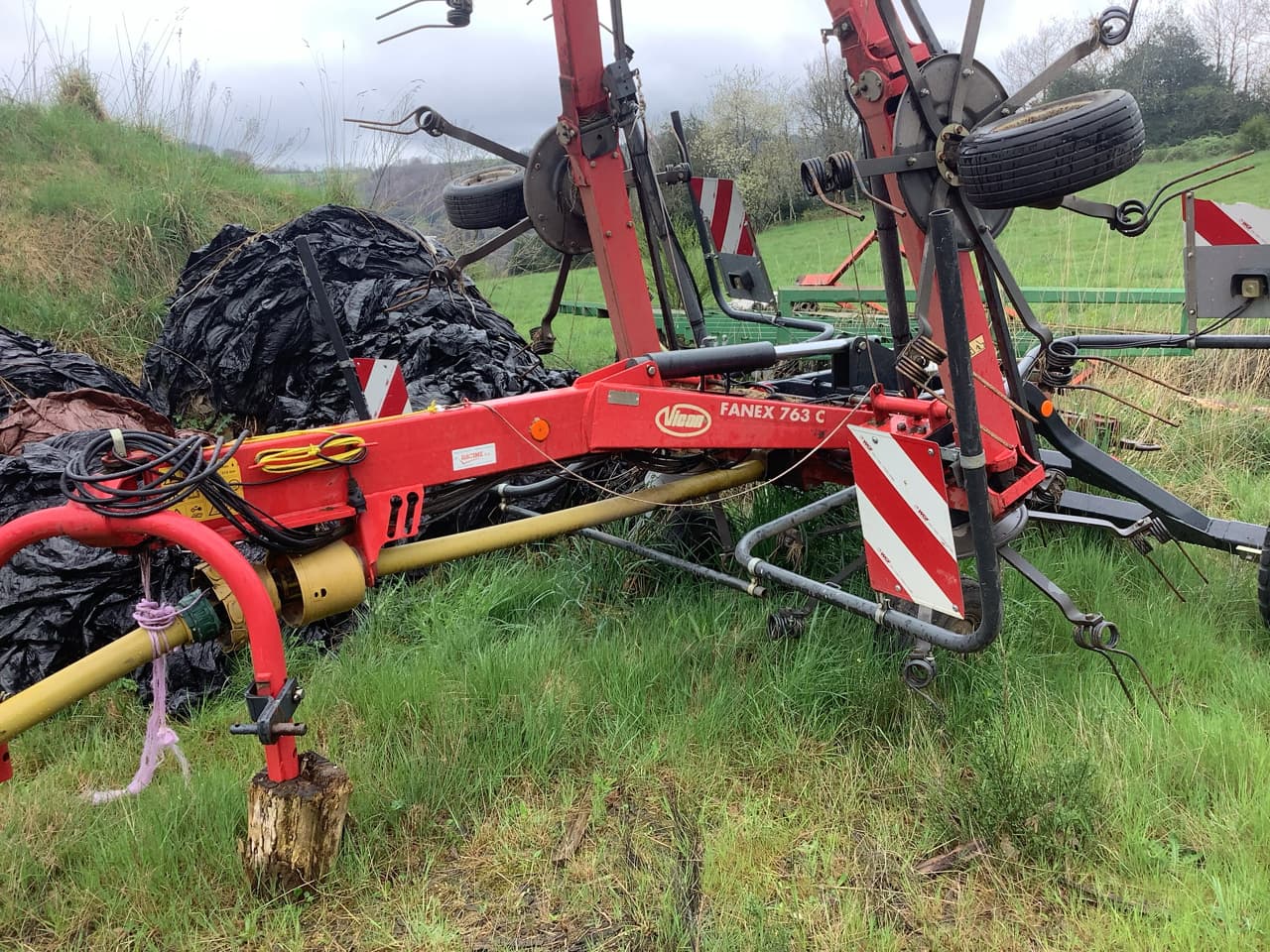 699db33404abcadae174ef38