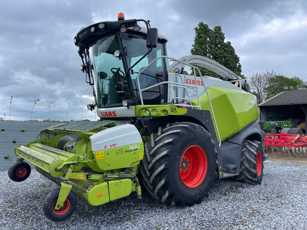 Ensileuse CLAAS JAGUAR 860 - photo principale