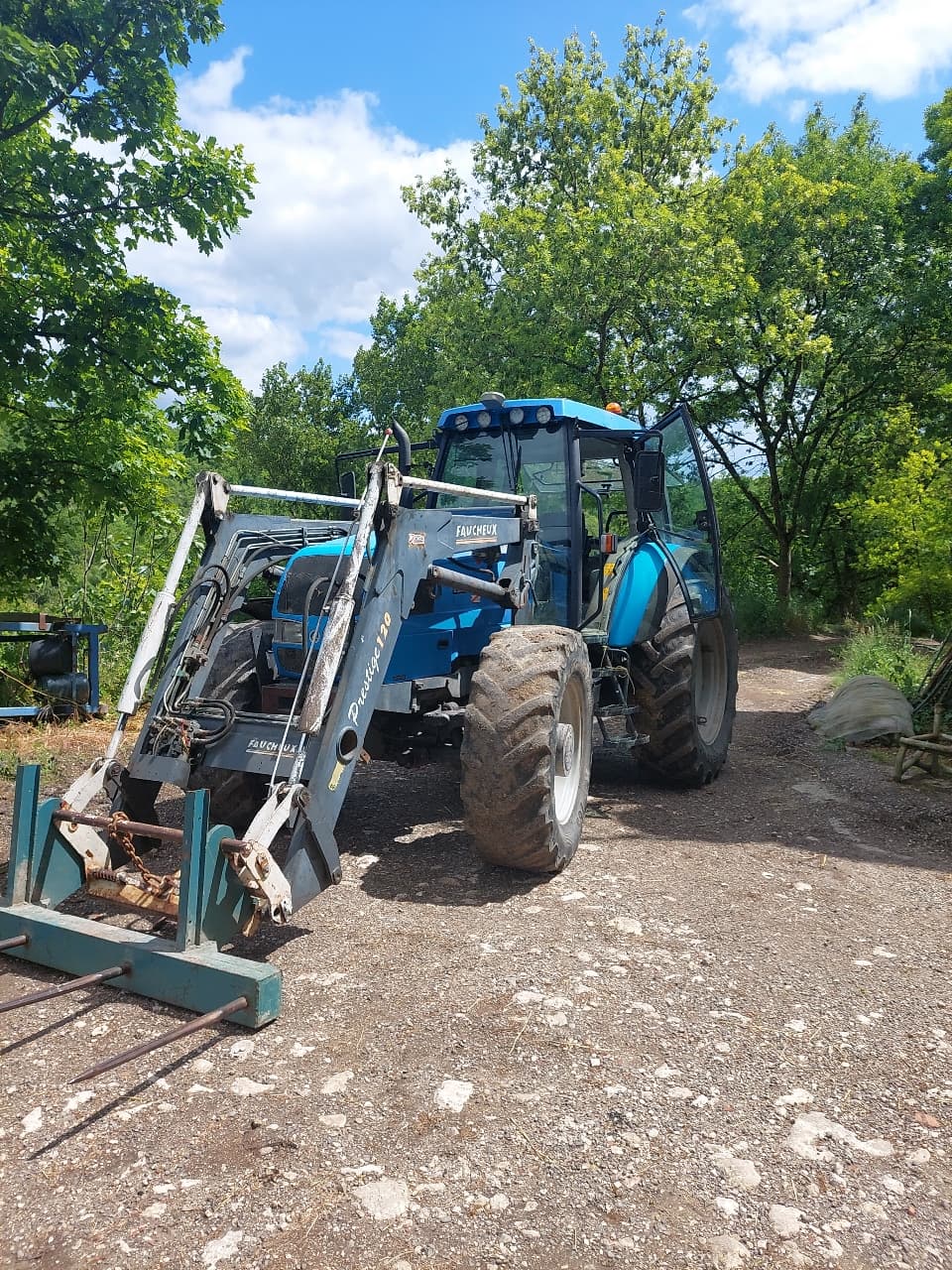 693c3d7deec677fb47a9418a