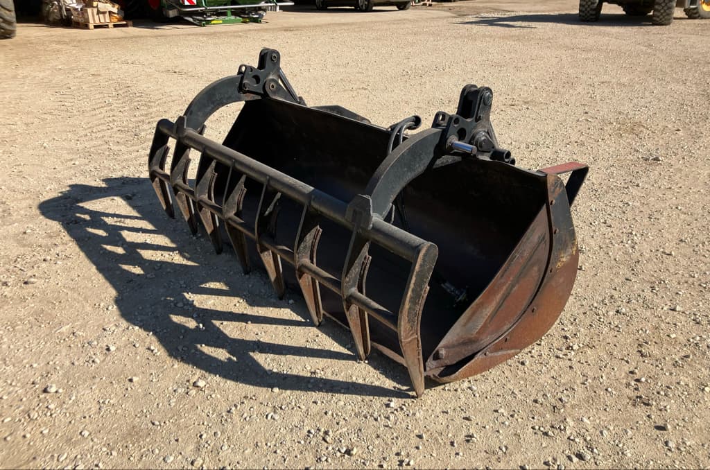 69710daf0df640ace04360bd