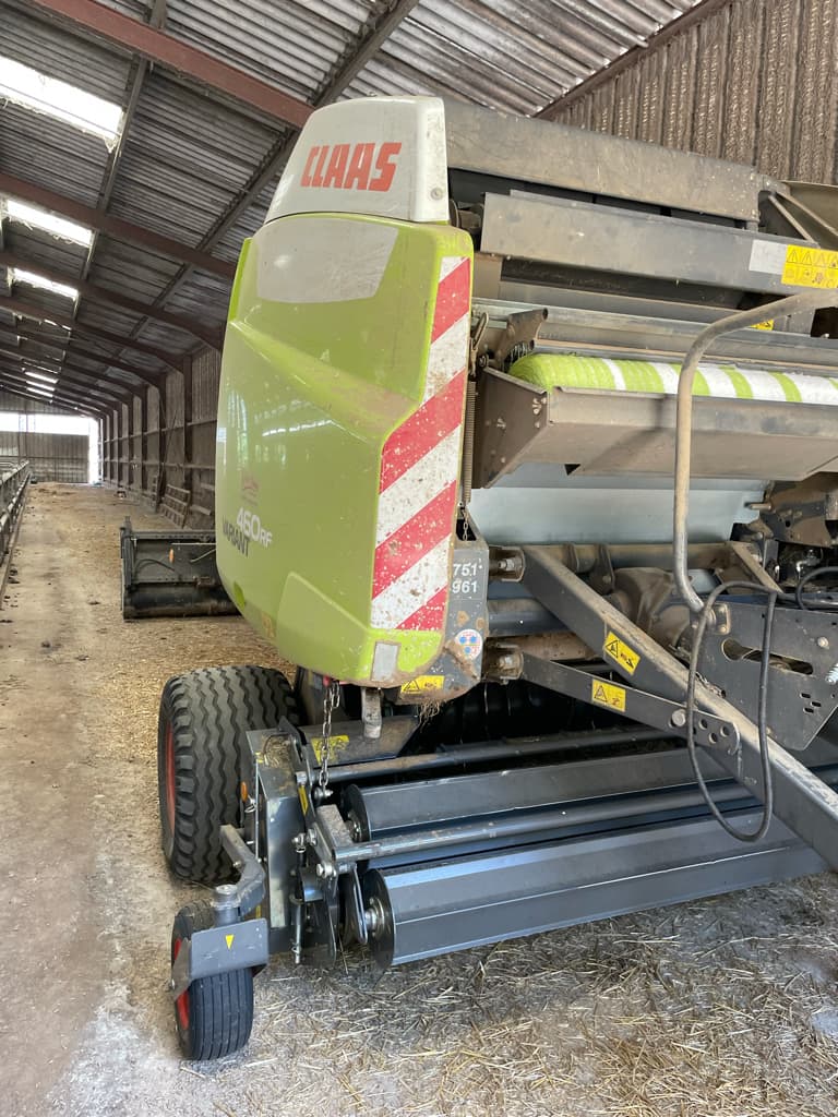 Presse balles rondes CLAAS Variant 460 RF - photo principale