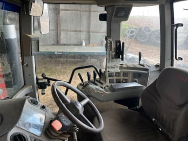 Tracteur CLAAS AXION 810 - photo 5
