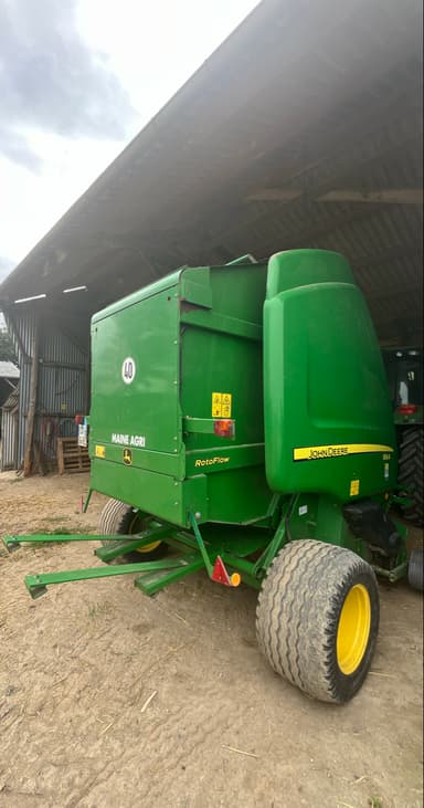 Presse balles rondes JOHN DEERE 864 - photo 4