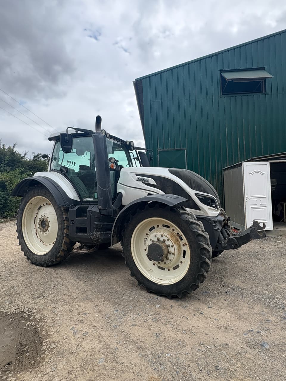 Tracteur VALTRA T234 - photo principale