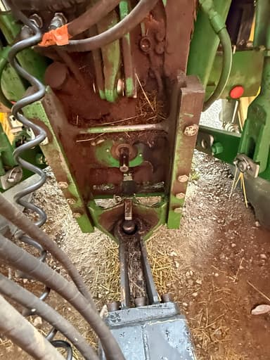 Tracteur JOHN DEERE 6110R - photo 3