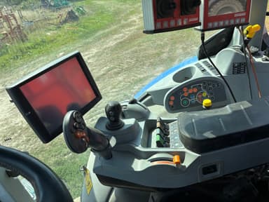 Tracteur NEW HOLLAND T7.210 - photo 2