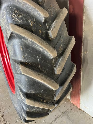 Roues Michelin  520/85R42 et 480/70R30 - photo 2
